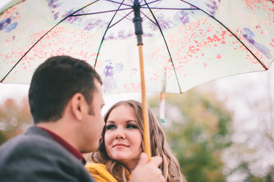 autumn engagement photos