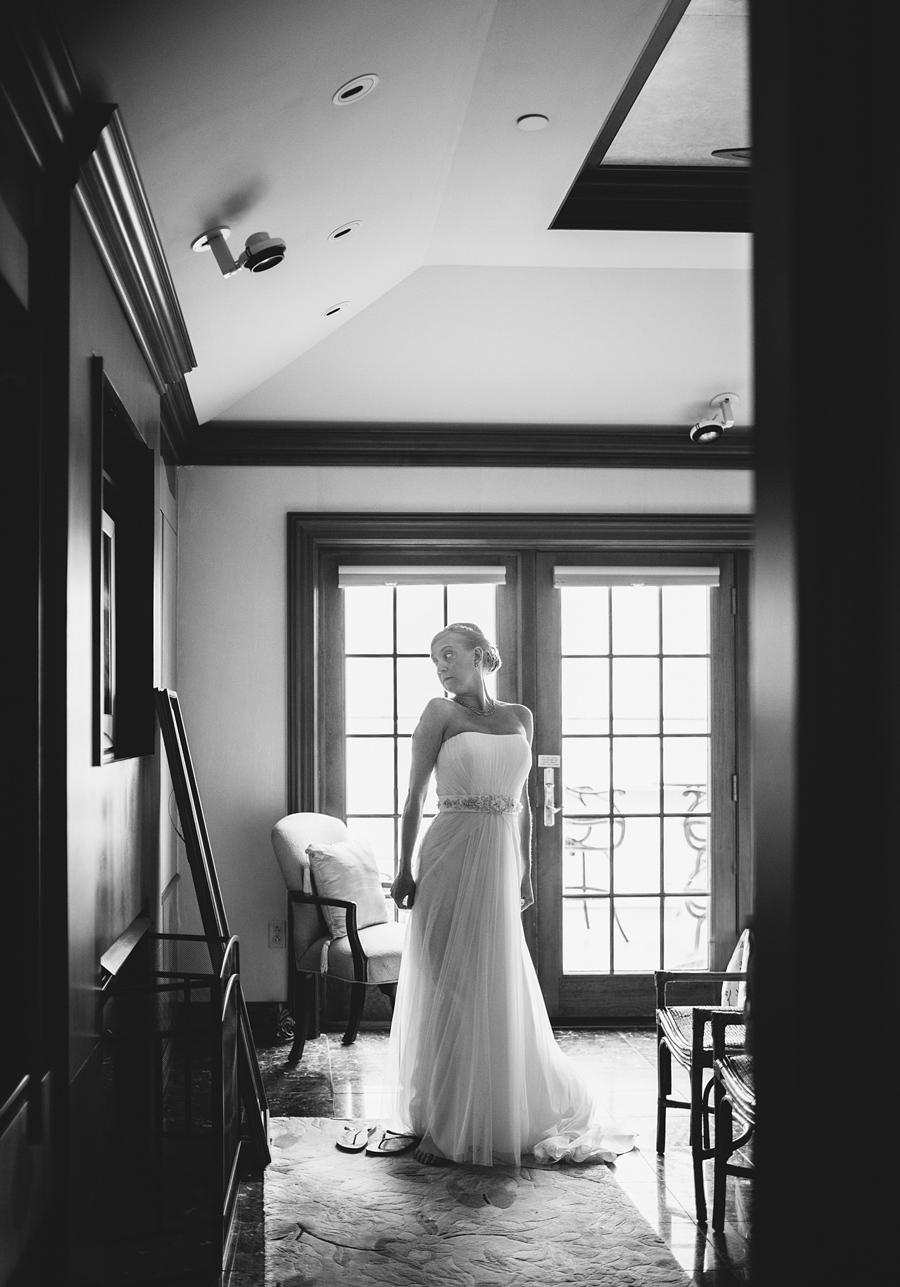Bride Getting Ready Photos at the Flanders Hotel
