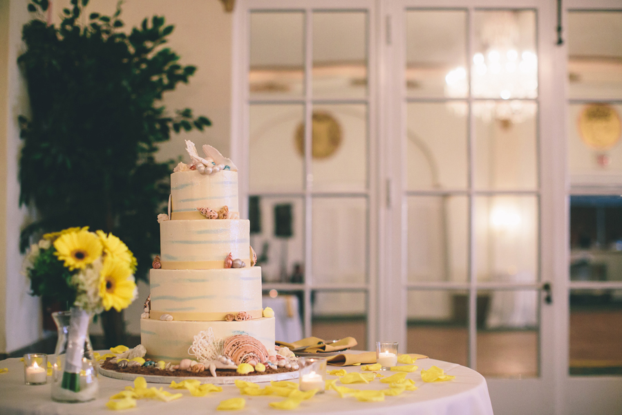 Flanders Hotel Wedding Cake