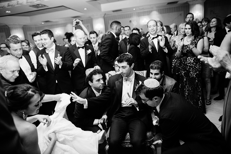 Wilshire Grand Wedding Hora