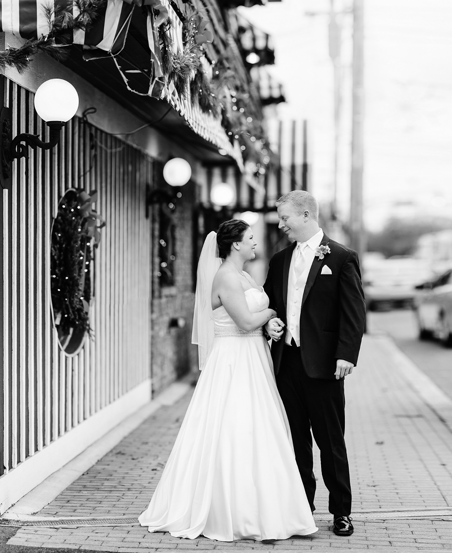 the-lobster-shanty-sunset-ballroom-wedding-photography31