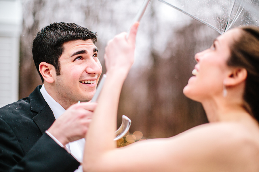 Rainy wedding photos
