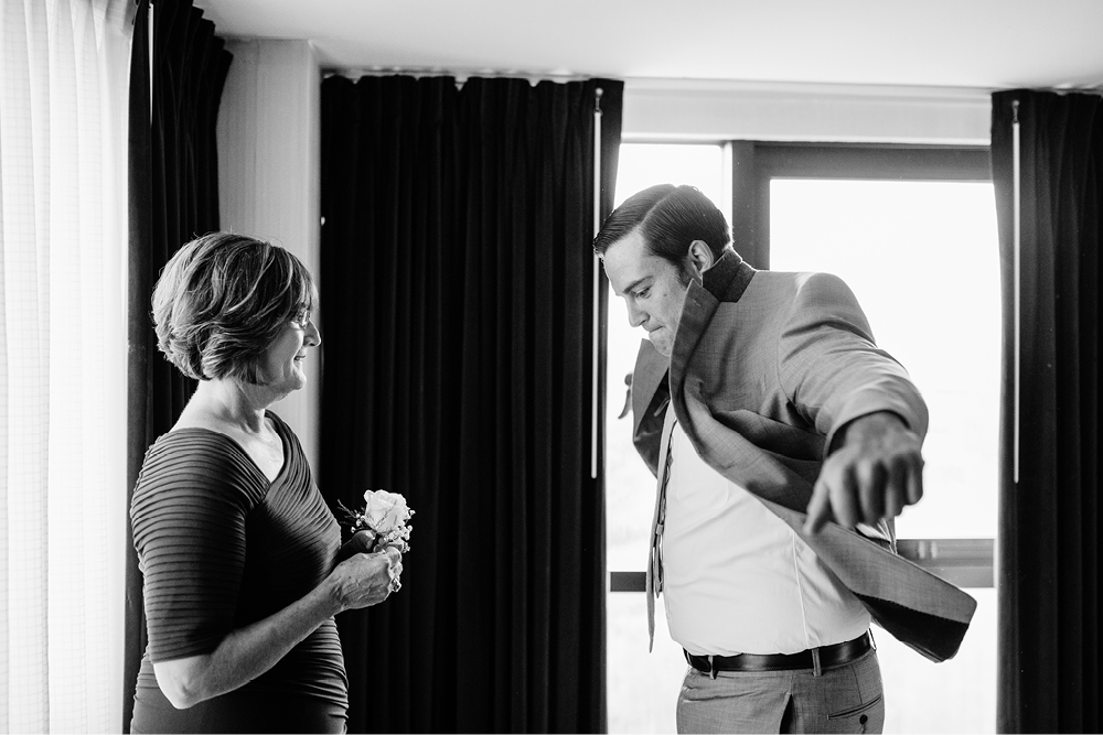 artistic wedding photojournalism