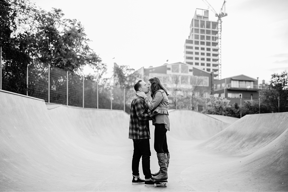 skateboard-engagement-photos25