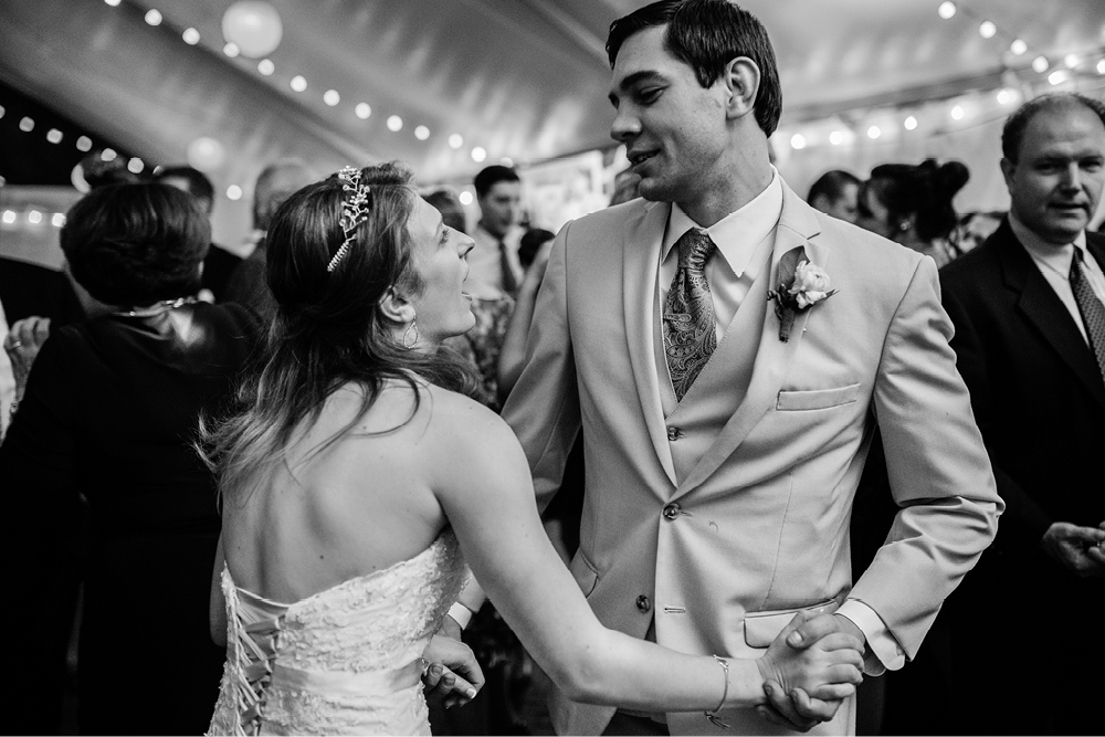 inn-at-fernbrook-farms-wedding-photography106