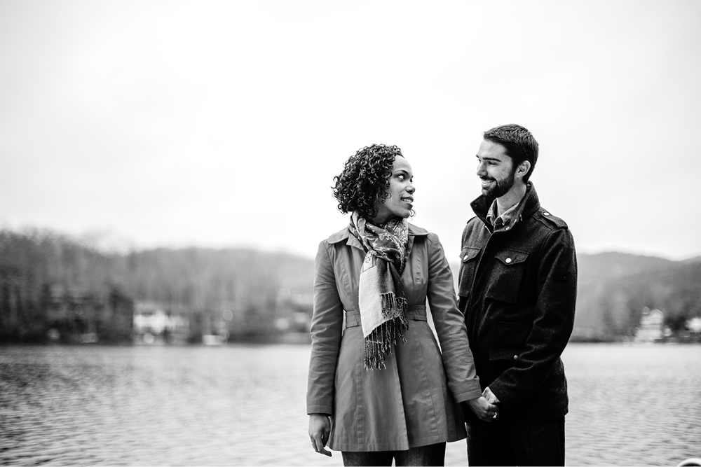 backyard-engagement-session11