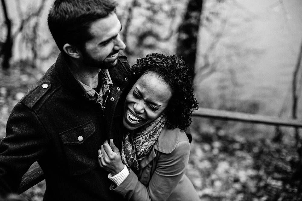 backyard-engagement-session13