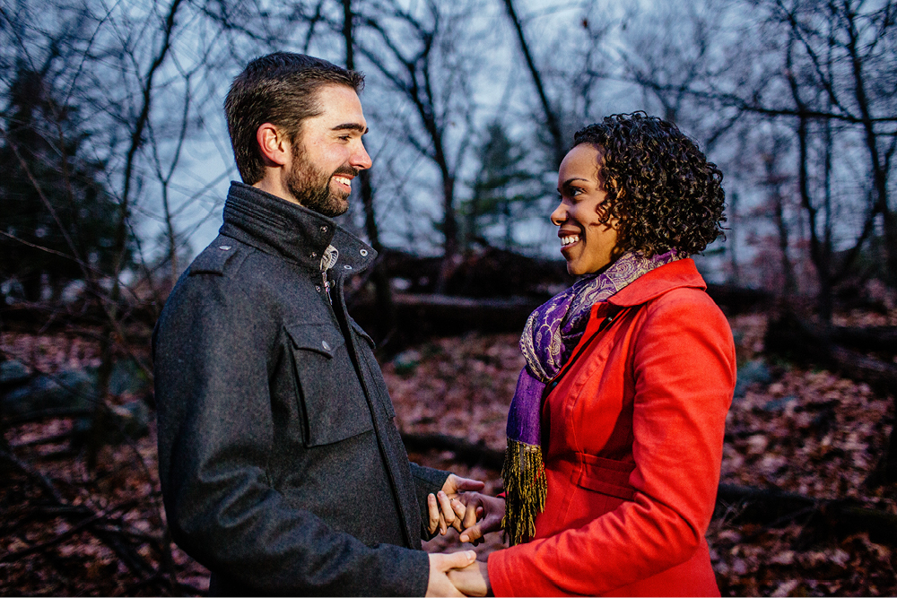 backyard-engagement-session23