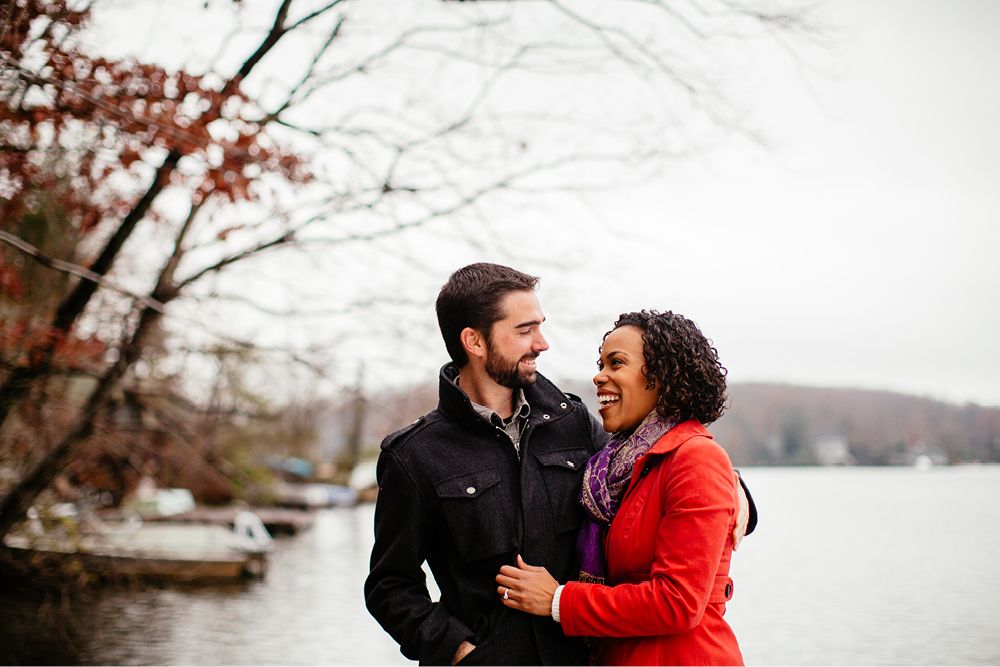 backyard-engagement-session3