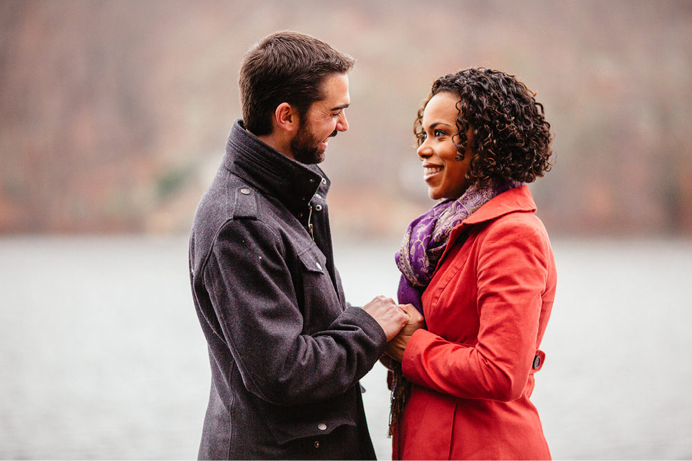 backyard-engagement-session9