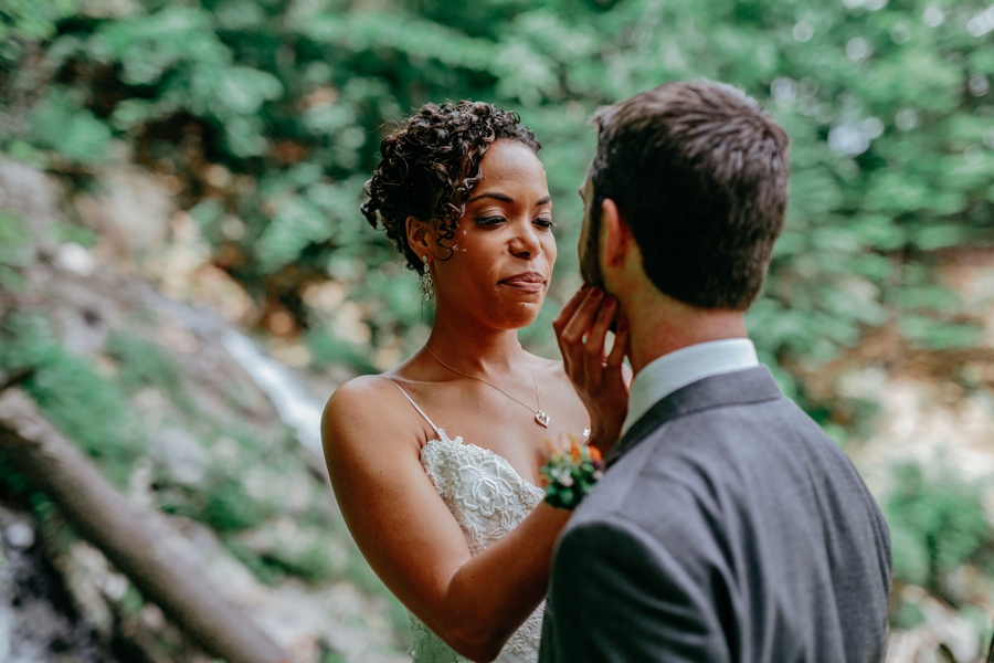 Buttermilk-Falls-Inn-Wedding_0050