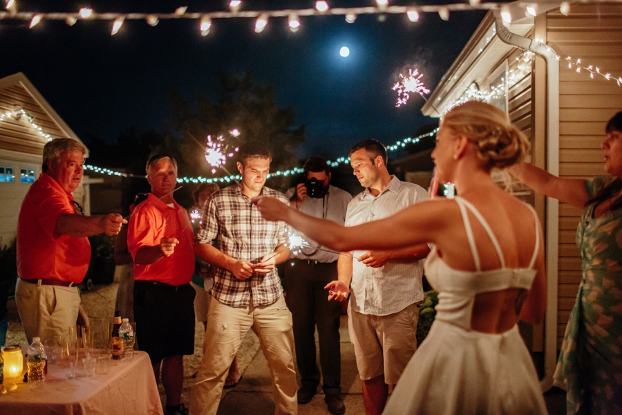 surprise-backyard-wedding-in-new-jersey_0101