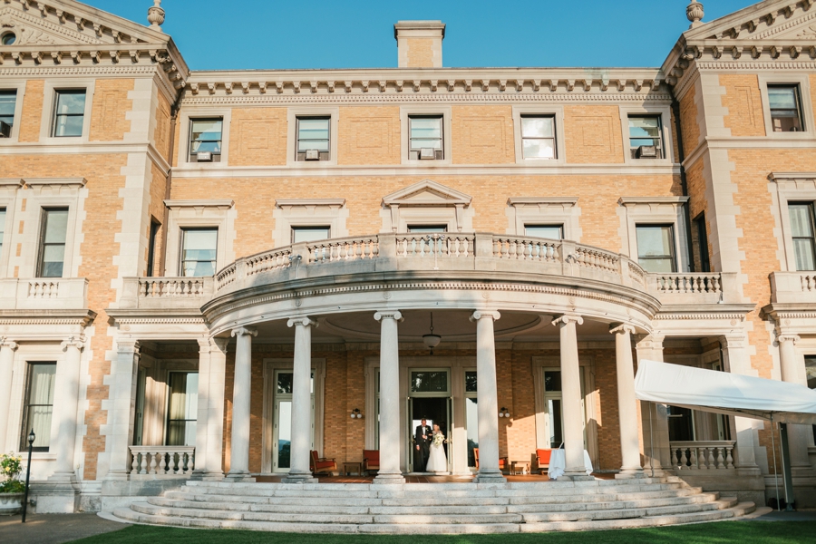 Sleepy-Hollow-Country-Club-Wedding_0110