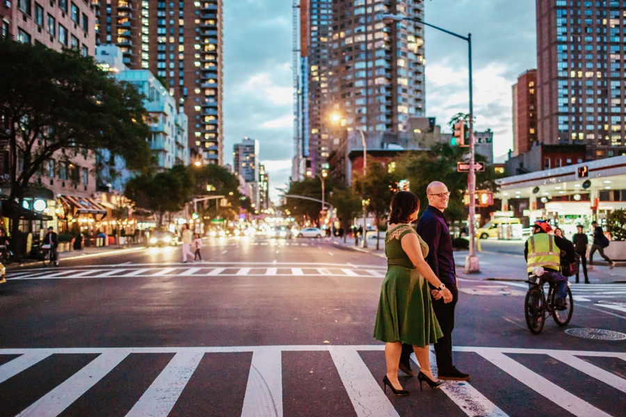 sunset-engagement-session-in-manhattan_0026