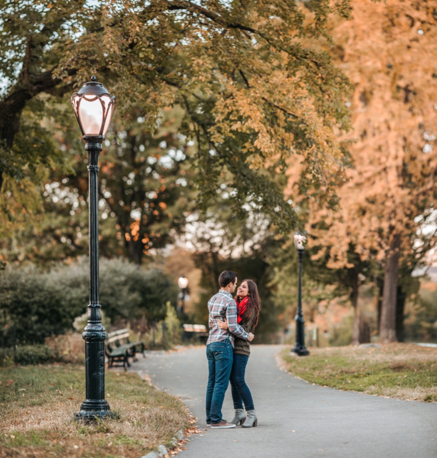 fall-engagement-photos-in-central-park_0033