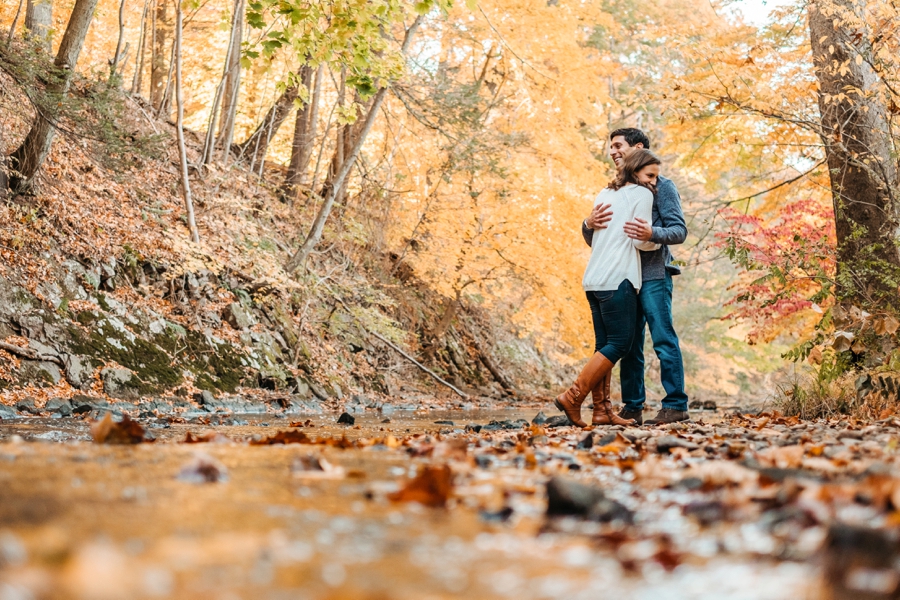 fall-engagement-session-in-nj_008