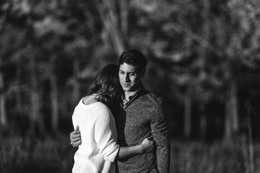 fall-engagement-session-in-nj_026