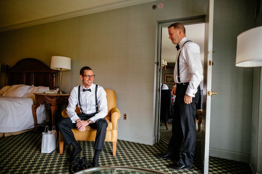 fall-wedding-at-pearl-river-hilton_0014