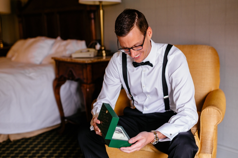 fall-wedding-at-pearl-river-hilton_0017