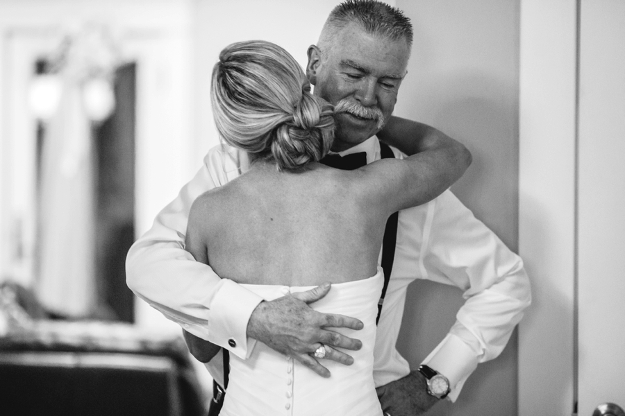 fall-wedding-at-pearl-river-hilton_0037