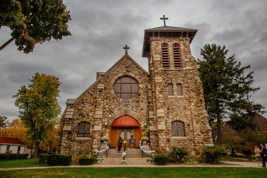 fall-wedding-at-pearl-river-hilton_0041