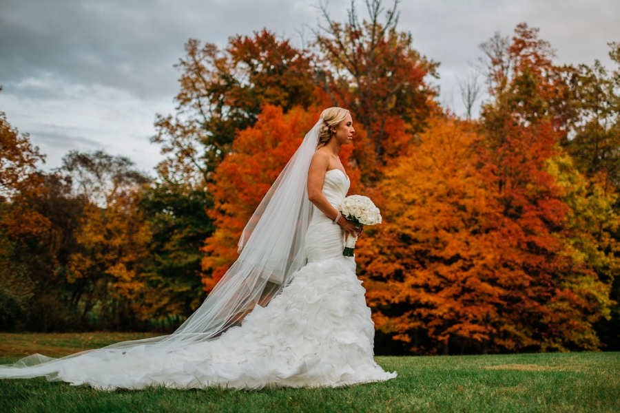 fall-wedding-at-pearl-river-hilton_0071