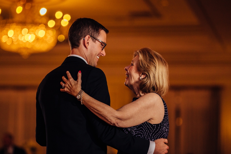 fall-wedding-at-pearl-river-hilton_0098