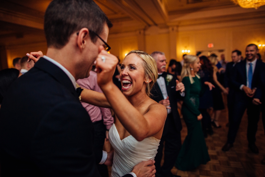 fall-wedding-at-pearl-river-hilton_0104