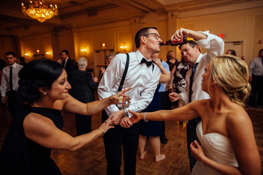 fall-wedding-at-pearl-river-hilton_0108