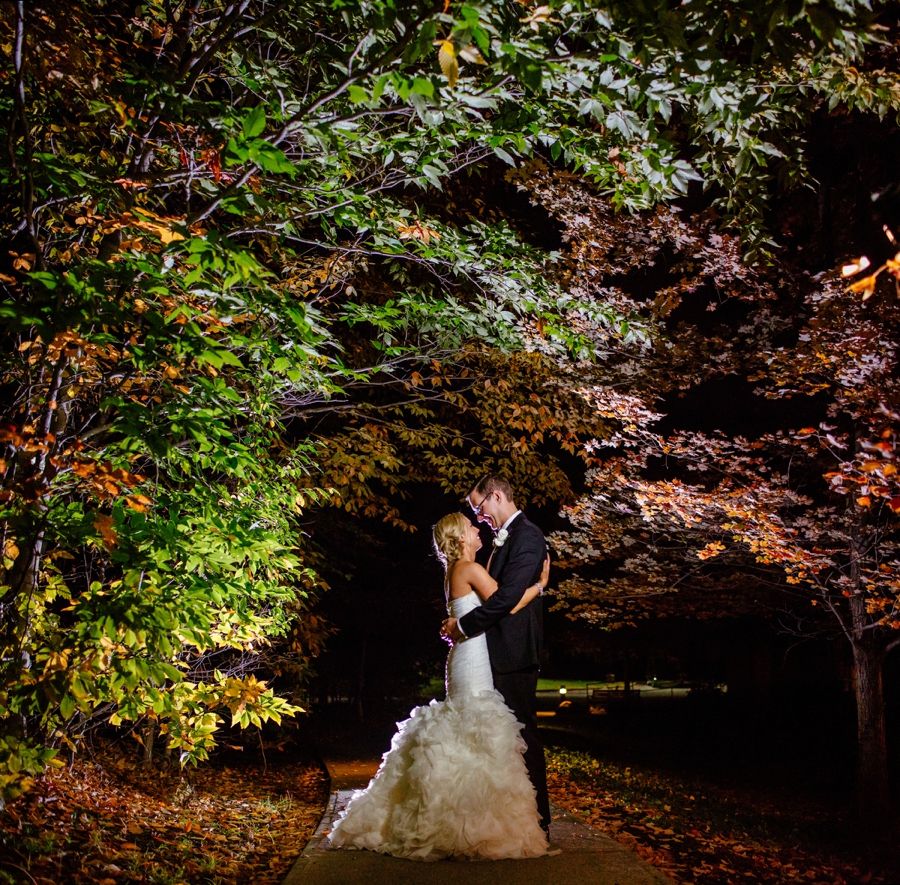 fall-wedding-at-pearl-river-hilton_0115
