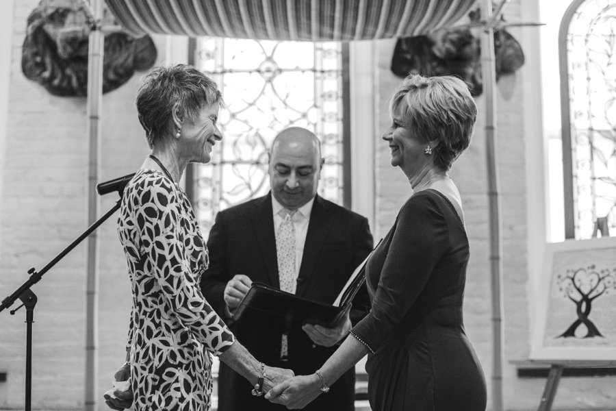 LGBT-Weddings-in-The-Village_0032