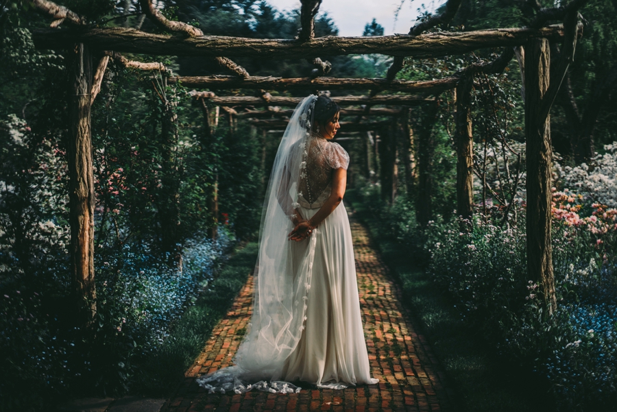 Long-Island-Wedding-Photographers-Westbury-Gardens-Photos_0066