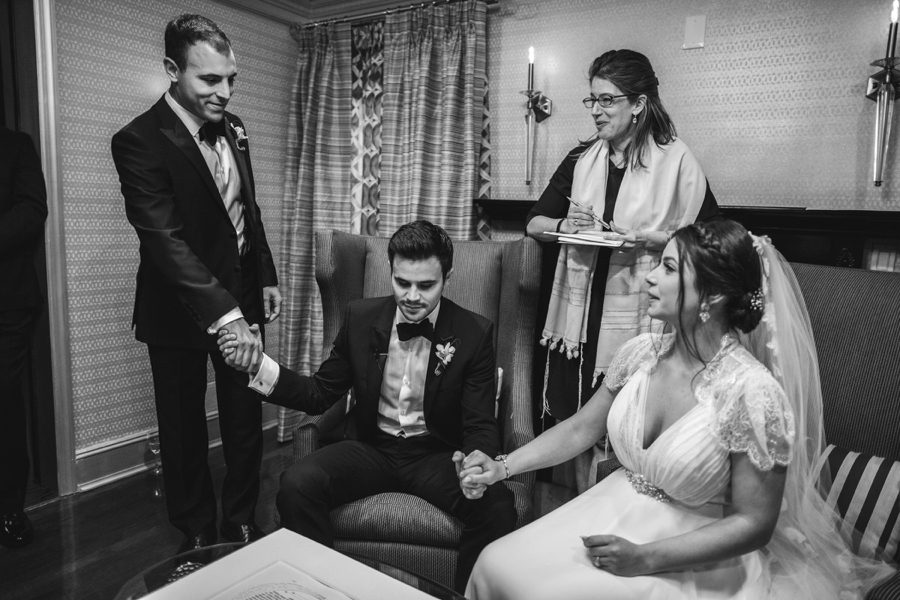 Long-Island-Wedding-Photographers-Westbury-Gardens-Photos_0096