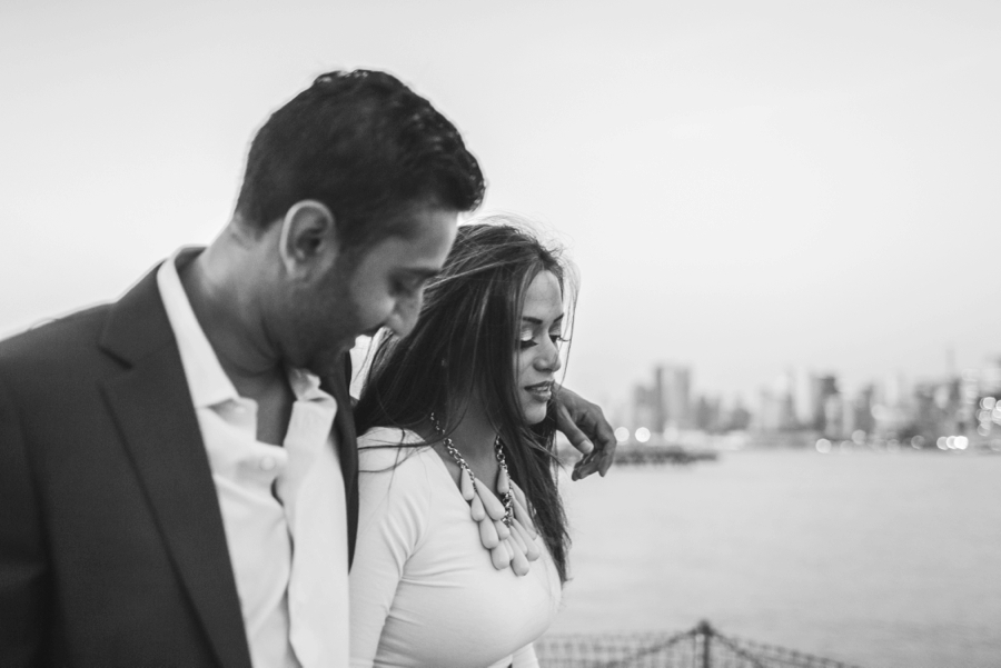 hoboken-engagement-session-documentary-wedding-photographers_0019