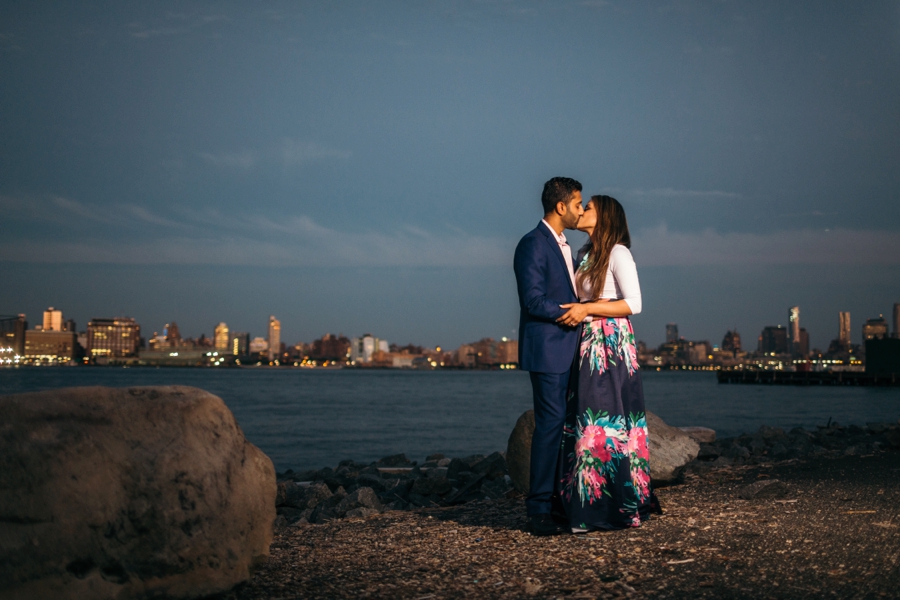hoboken-engagement-session-documentary-wedding-photographers_0024
