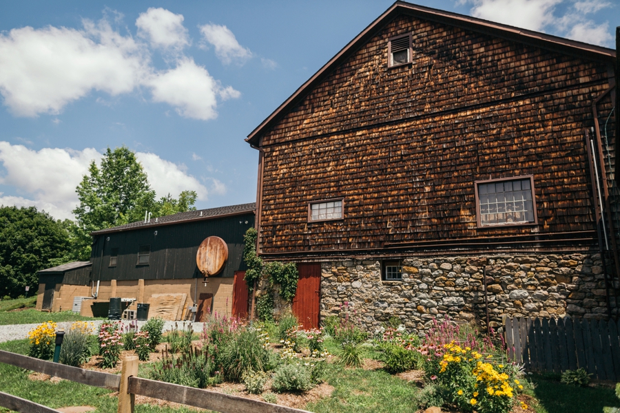 wedding-at-the-loft-at-jacks-barn_0004