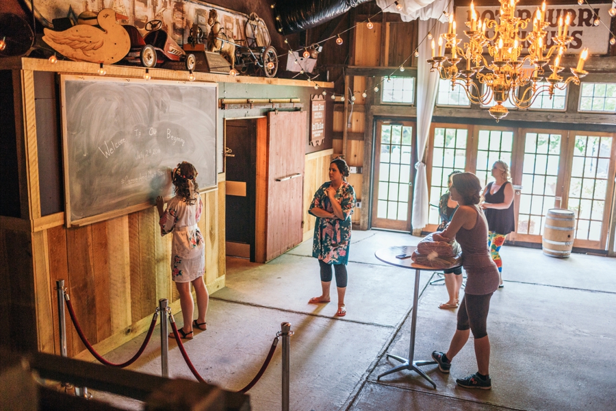 wedding-at-the-loft-at-jacks-barn_0014