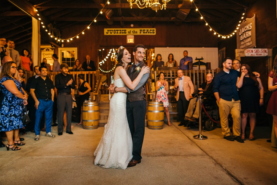 wedding-at-the-loft-at-jacks-barn_0109