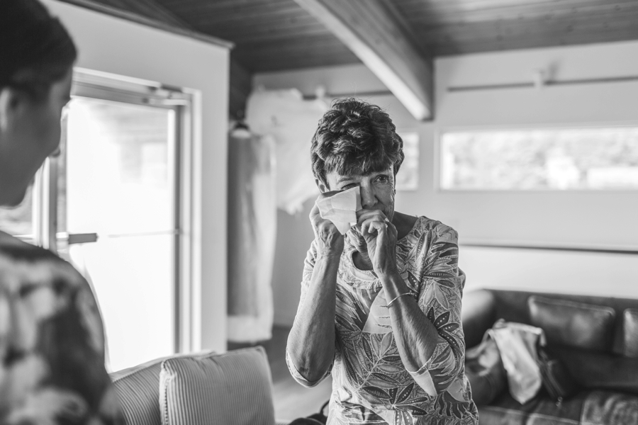 saltwater-farm-vineyard-connecticut-wedding_0010