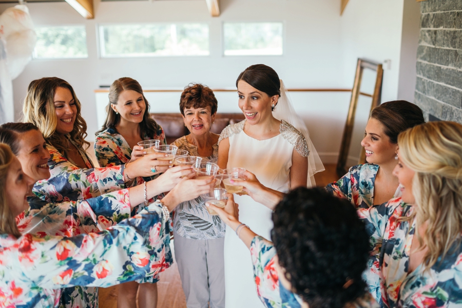 saltwater-farm-vineyard-connecticut-wedding_0018