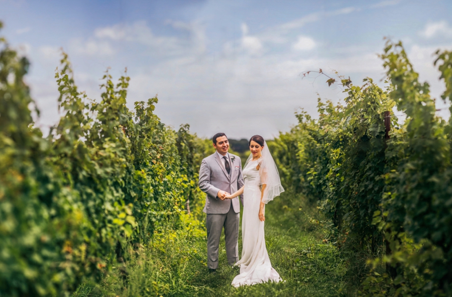 saltwater-farm-vineyard-connecticut-wedding_0026