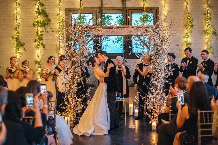 501 union first kiss