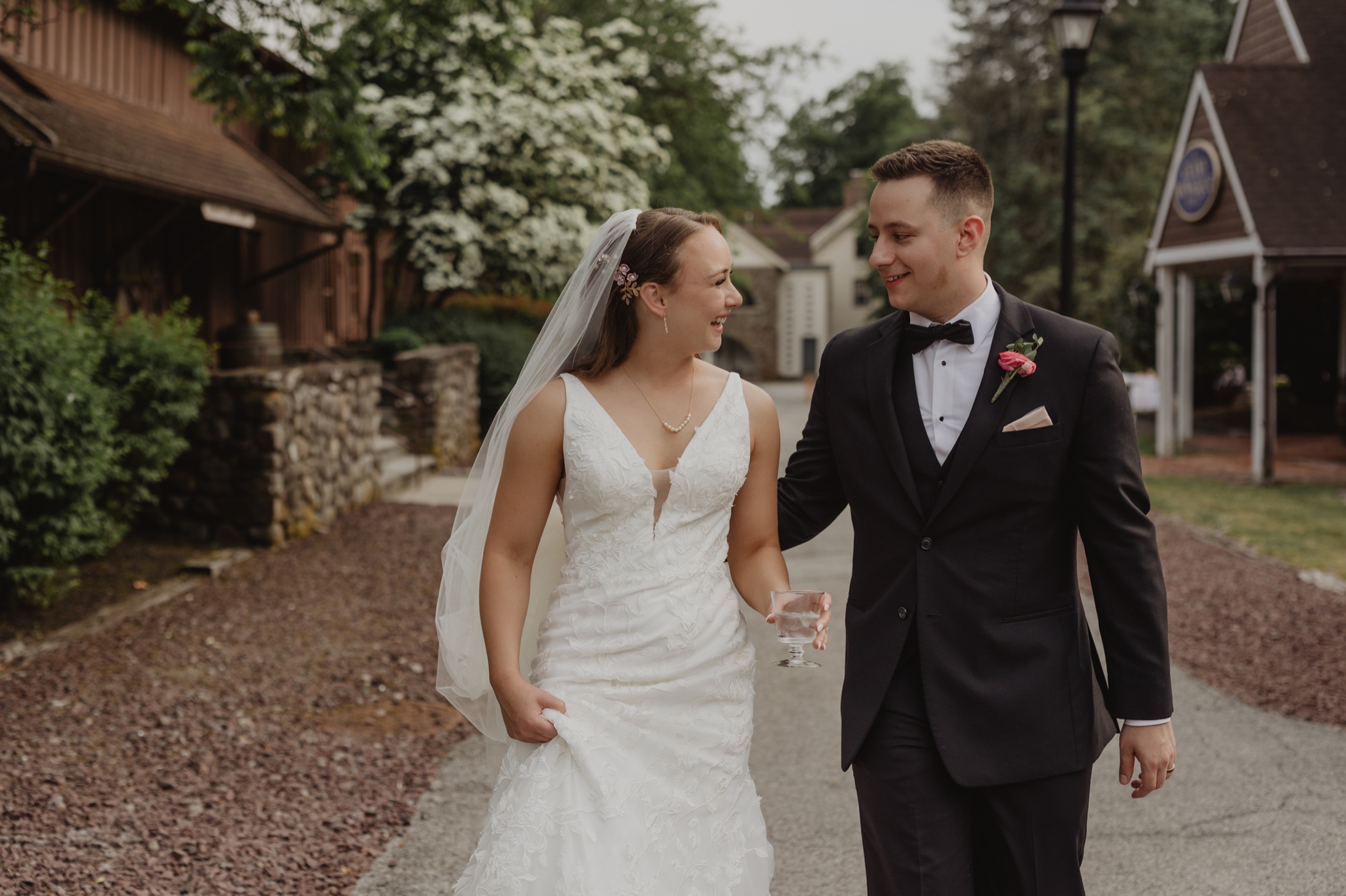 Bride and Groom at Brotherhood Winery