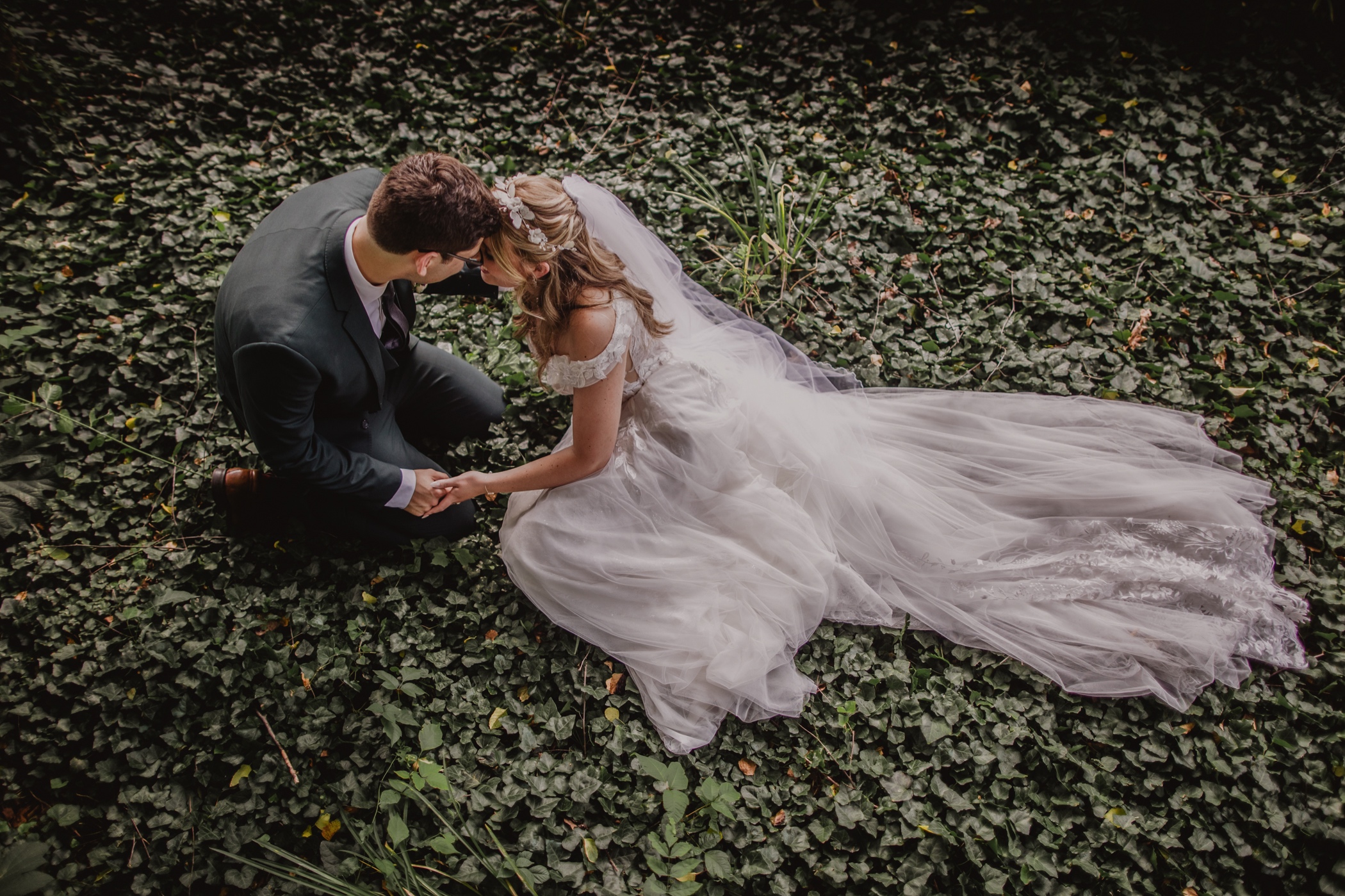 Bride and Groom Aldie Mansion
