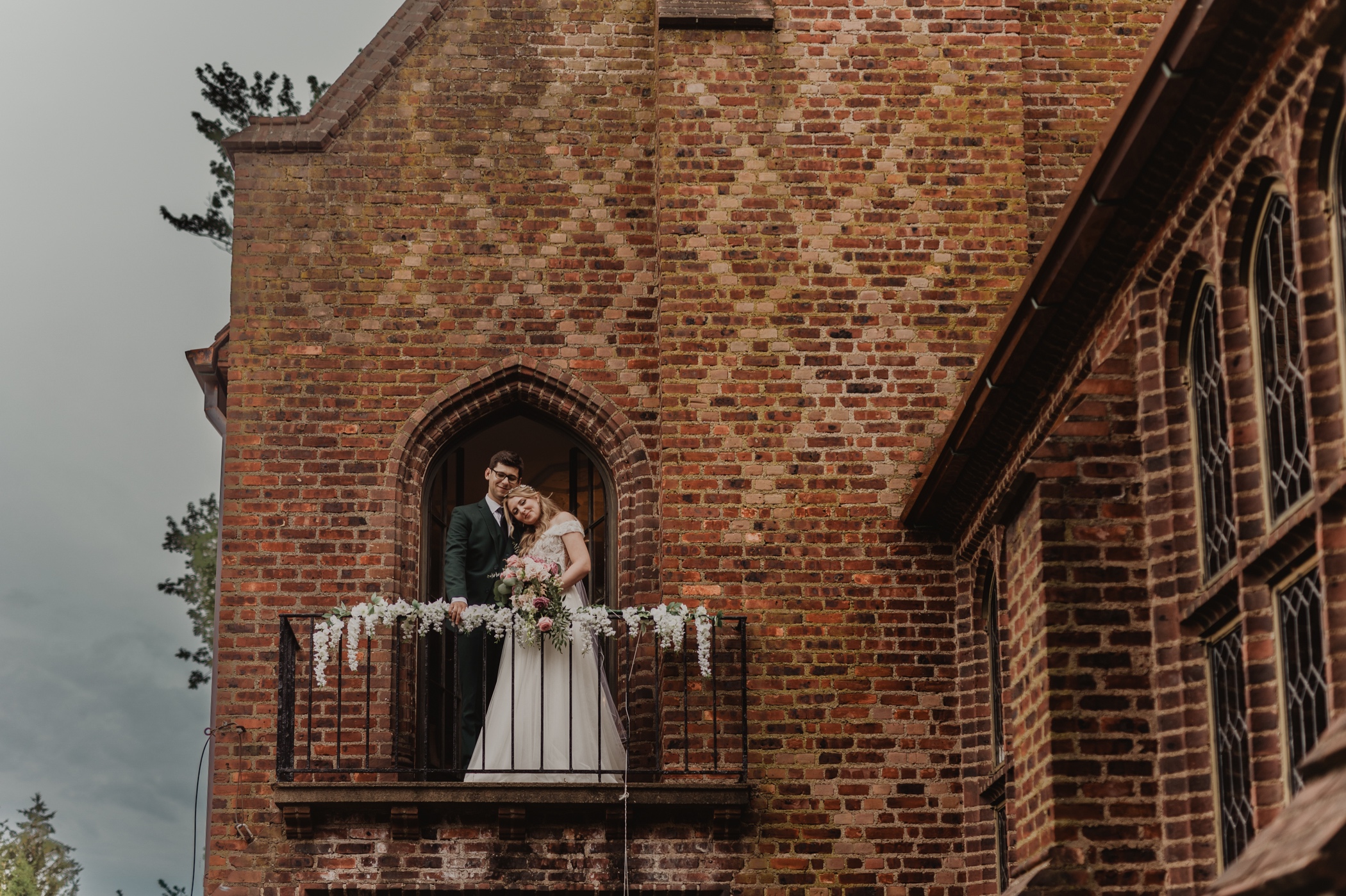 Bride and Groom Aldie Mansion