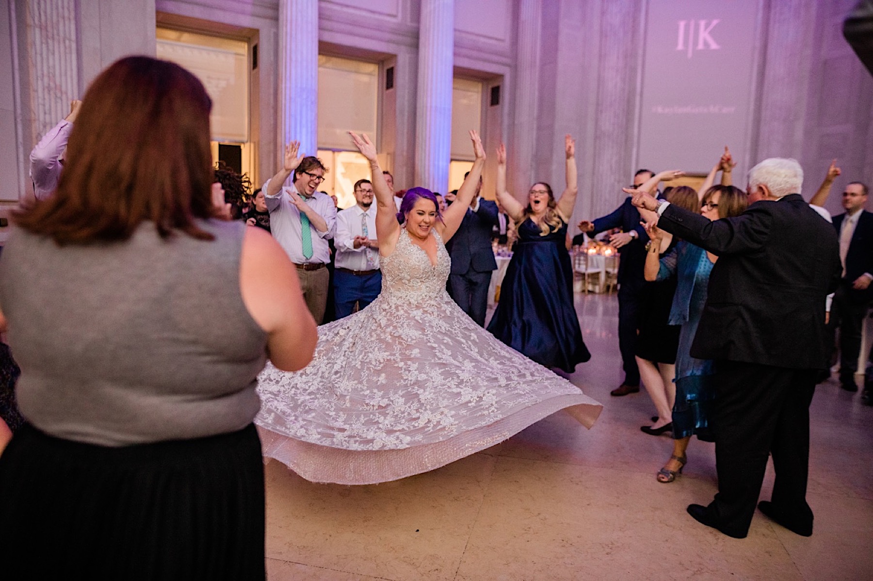 bride dancing at franklin institute